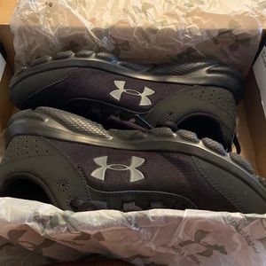 Under Armour men’s Charged Assert 8 running shoes